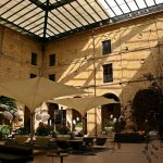 Claustro