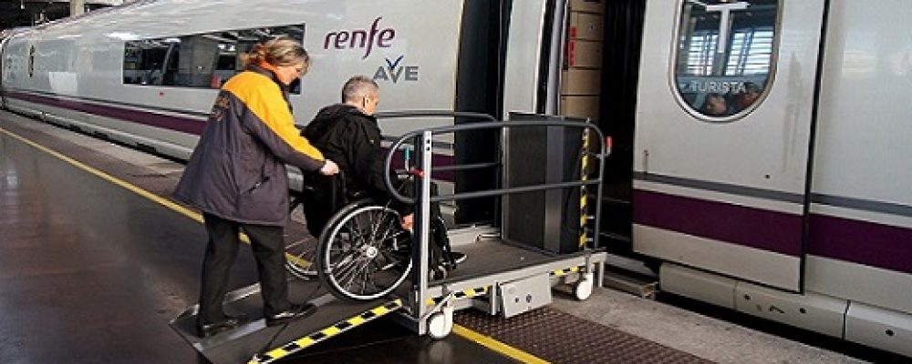 El CERMI reclama a la Eurocámara que suprima el preaviso en la solicitud de asistencia para viajar en tren por parte de personas con discapacidad