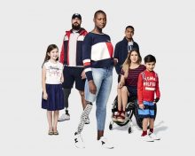 Tommy Hilfiger crea una colección de moda accesible