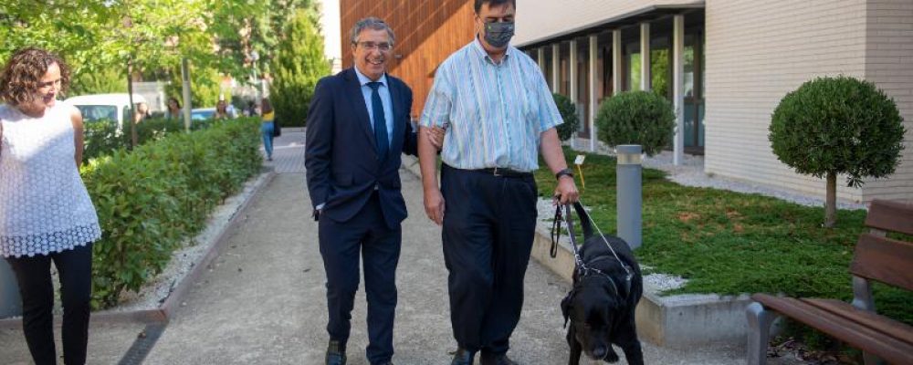 La Rioja da luz verde a la Ley de perros de asistencia