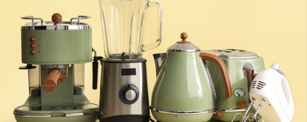 Explorando el pasado del hogar: Visita a la exposición “La mecanización de la casa”